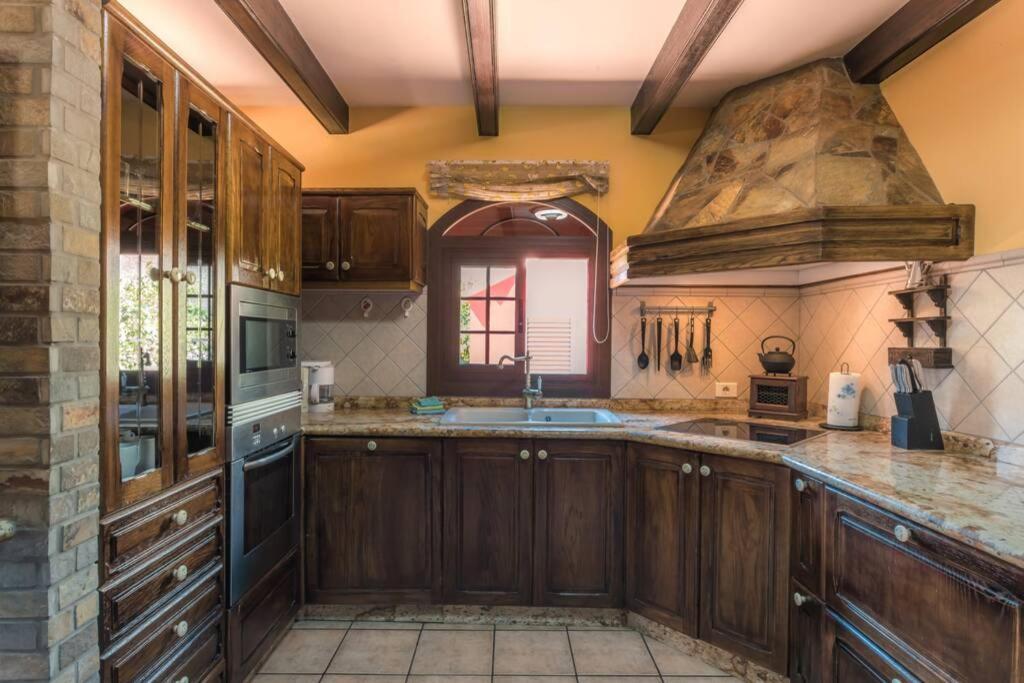 Vivienda Vacacional La Finca Лос-Пальмитос Экстерьер фото